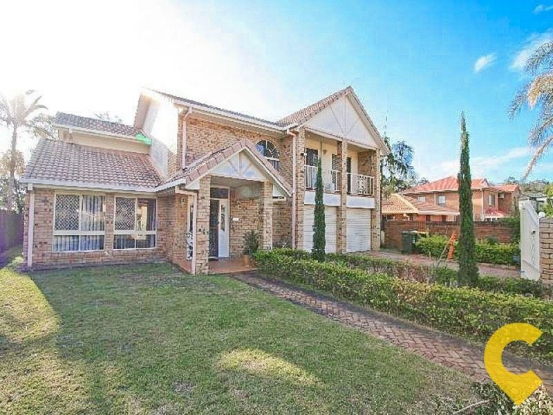 4 Alcheringa Place, Robertson QLD 4109