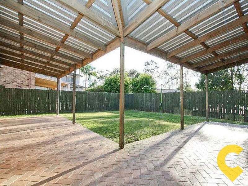 4 Alcheringa Place, Robertson QLD 4109