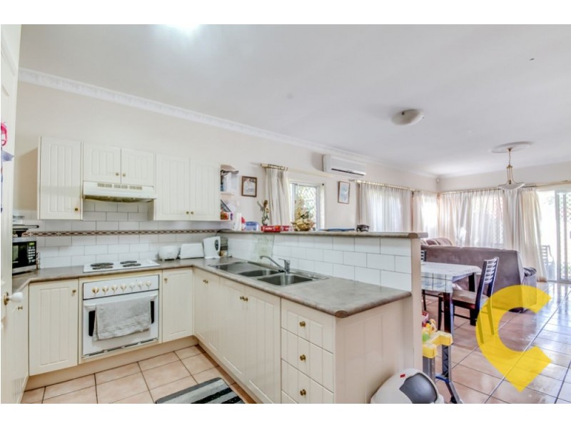 6 Grasstree Place, Forest Lake QLD 4078