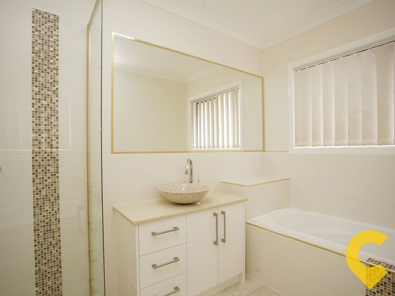 62 Rolland Parade, Warner QLD 4500