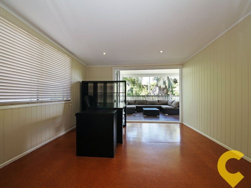 21 Oxford Place, Shorncliffe QLD 4017