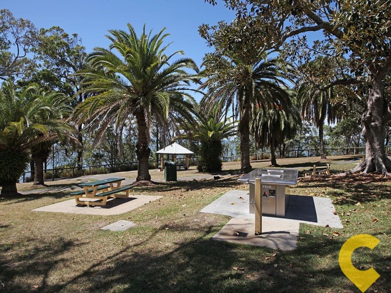 21 Oxford Place, Shorncliffe QLD 4017