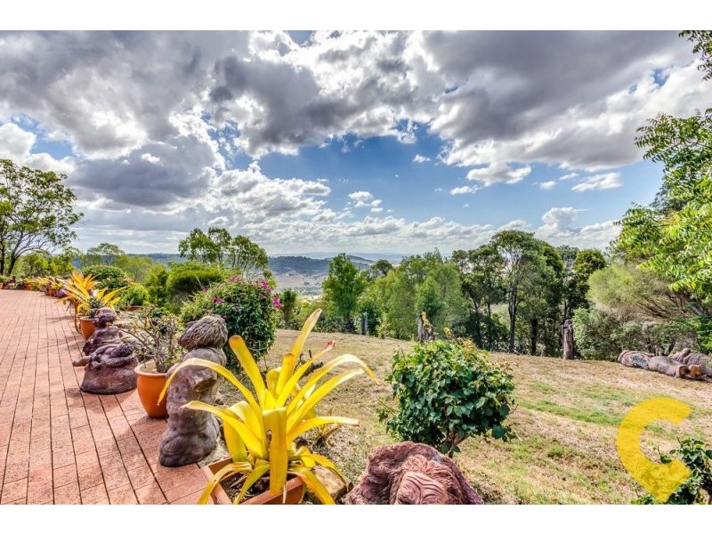 19 Philip Court, Summerholm QLD 4341