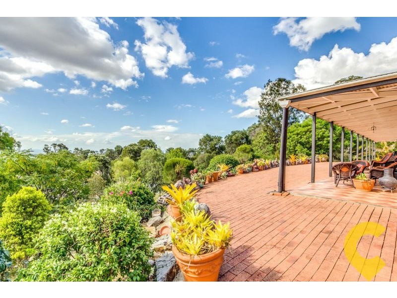 19 Philip Court, Summerholm QLD 4341