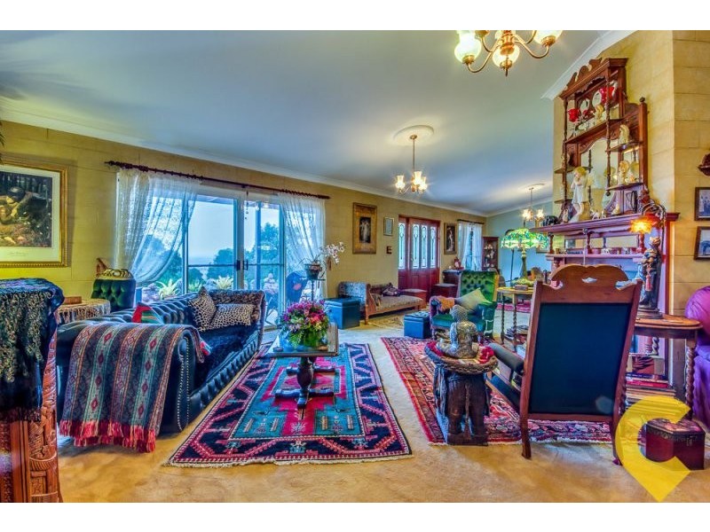 19 Philip Court, Summerholm QLD 4341