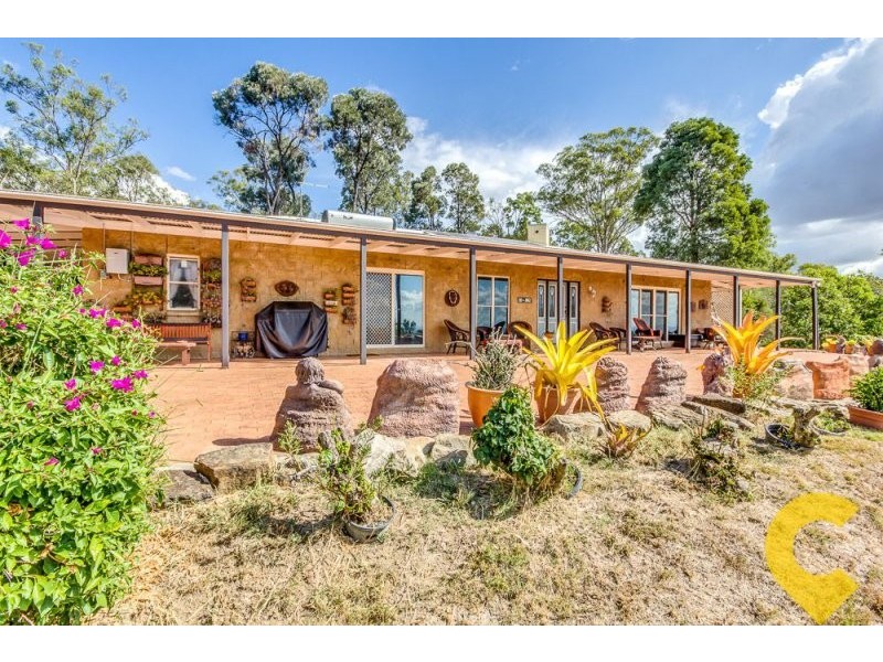 19 Philip Court, Summerholm QLD 4341