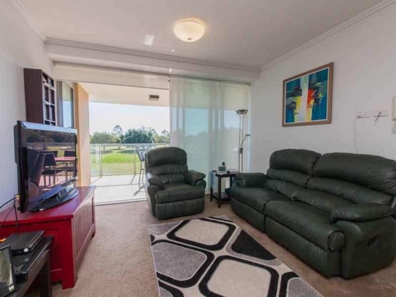 210/20 Egmont Street, Sherwood QLD 4075