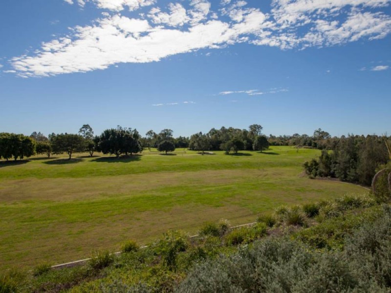 210/20 Egmont Street, Sherwood QLD 4075