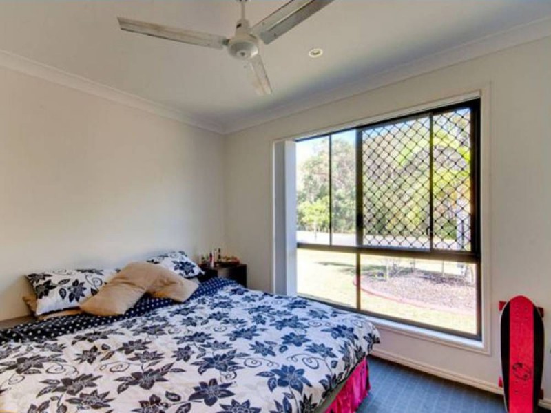 23 Sandstone Blvd, Ningi QLD 4511