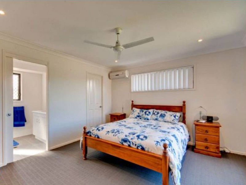 23 Sandstone Blvd, Ningi QLD 4511