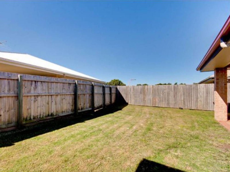 23 Sandstone Blvd, Ningi QLD 4511