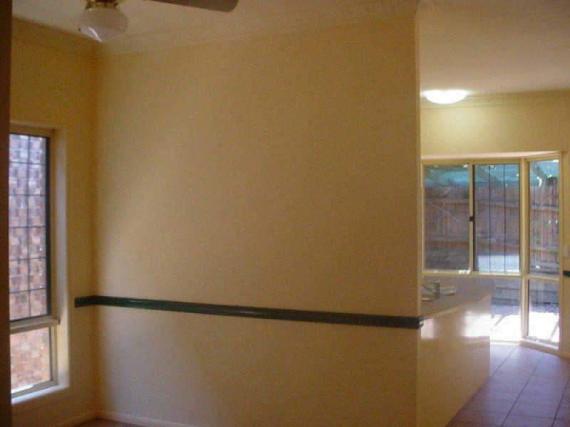 4 Eyre Court, Forest Lake QLD 4078