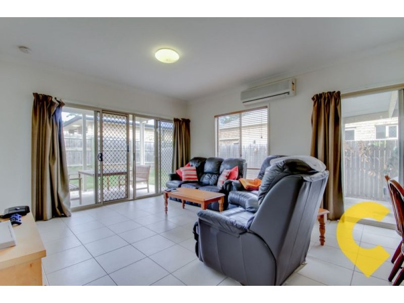 11 Nullarbor Circuit, Forest Lake QLD 4078