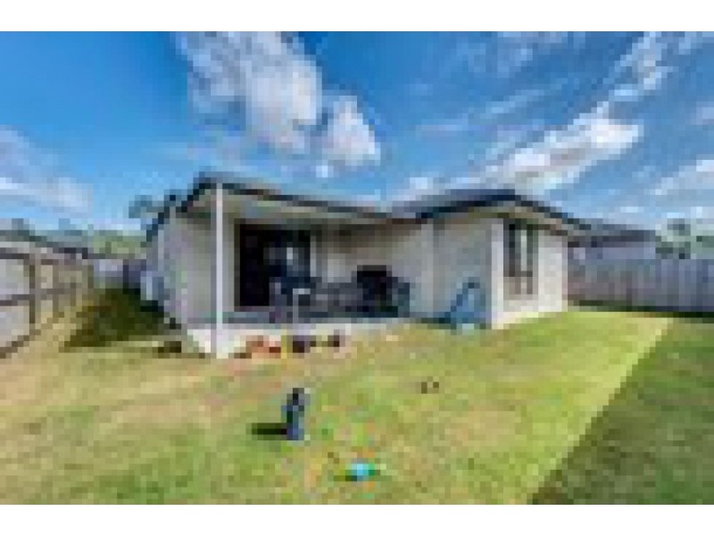 12 Acacia Street, Heathwood QLD 4110