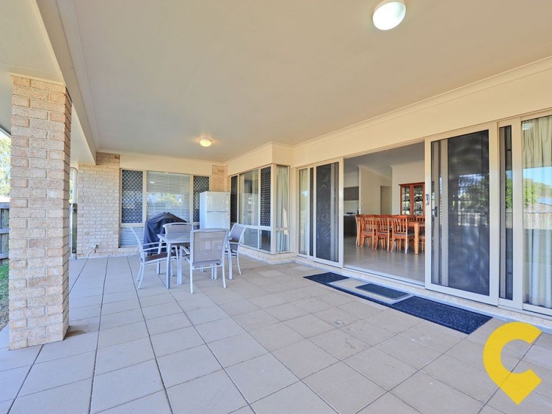 5 Sylvateere Crescent, Wakerley QLD 4154