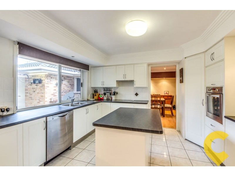 74 Blue Grass Crescent, Eight Mile Plains QLD 4113