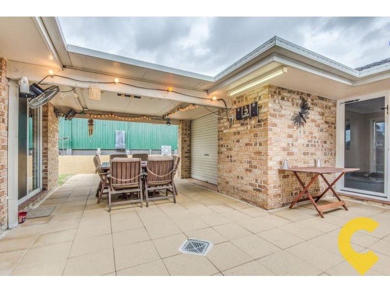 74 Blue Grass Crescent, Eight Mile Plains QLD 4113