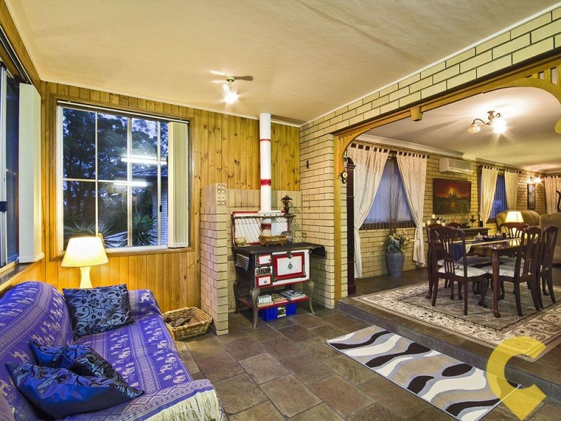 67 Plucks Road, Arana Hills QLD 4054