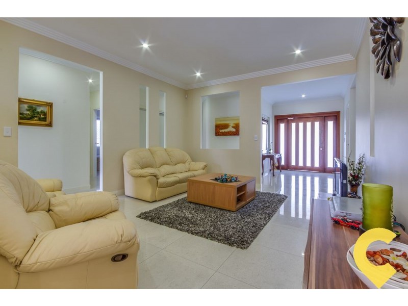 18 Cascade Drive, Underwood QLD 4119