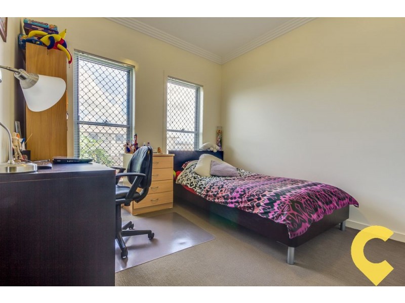18 Cascade Drive, Underwood QLD 4119