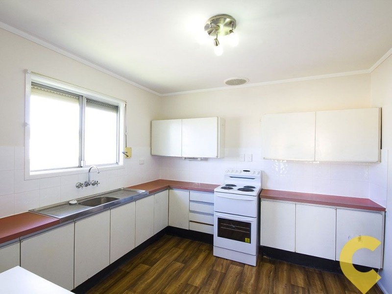 8 Victor Street, Stafford QLD 4053