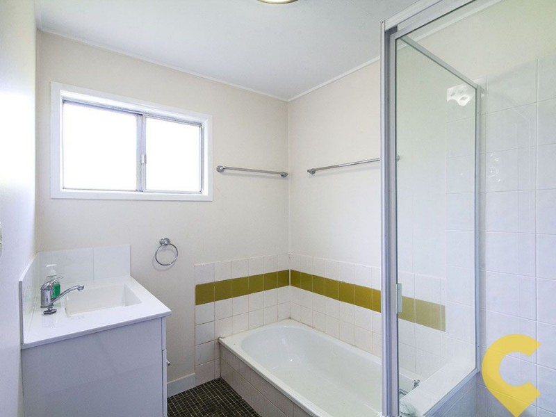 8 Victor Street, Stafford QLD 4053