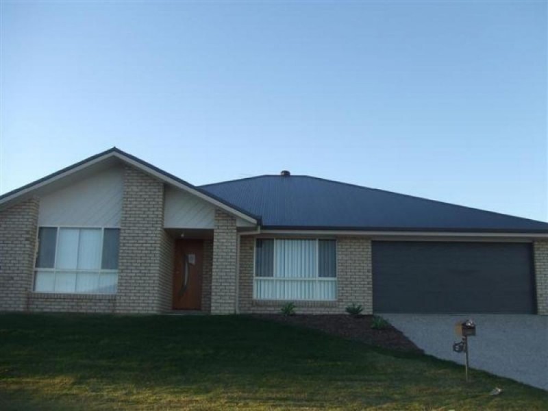 4 Mount Albert Lane, Forest Lake QLD 4078