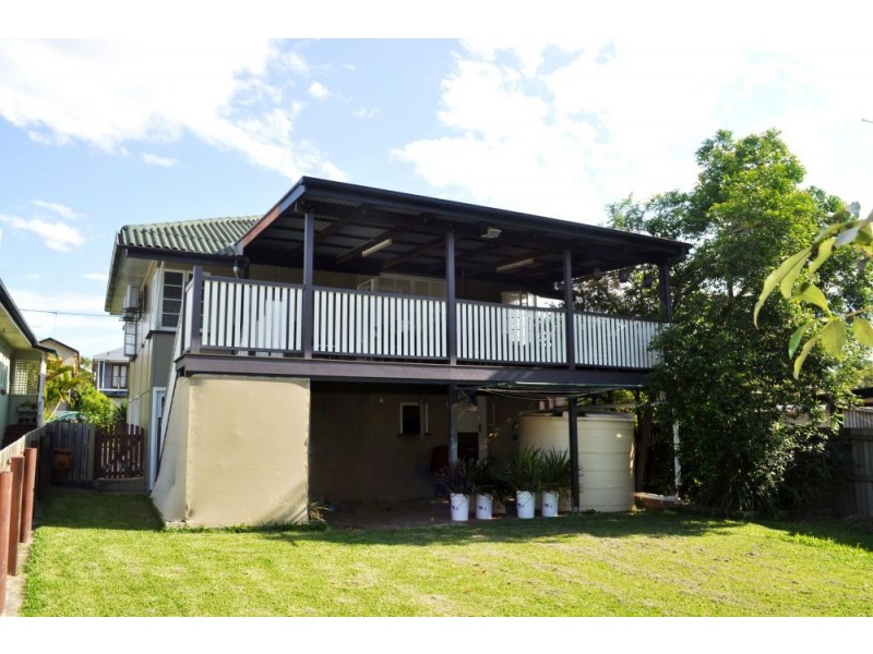 4 Thirteenth Avenue, Kedron QLD 4031