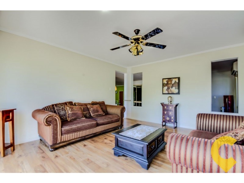 8 Bellevue Place, Springfield Lakes QLD 4300