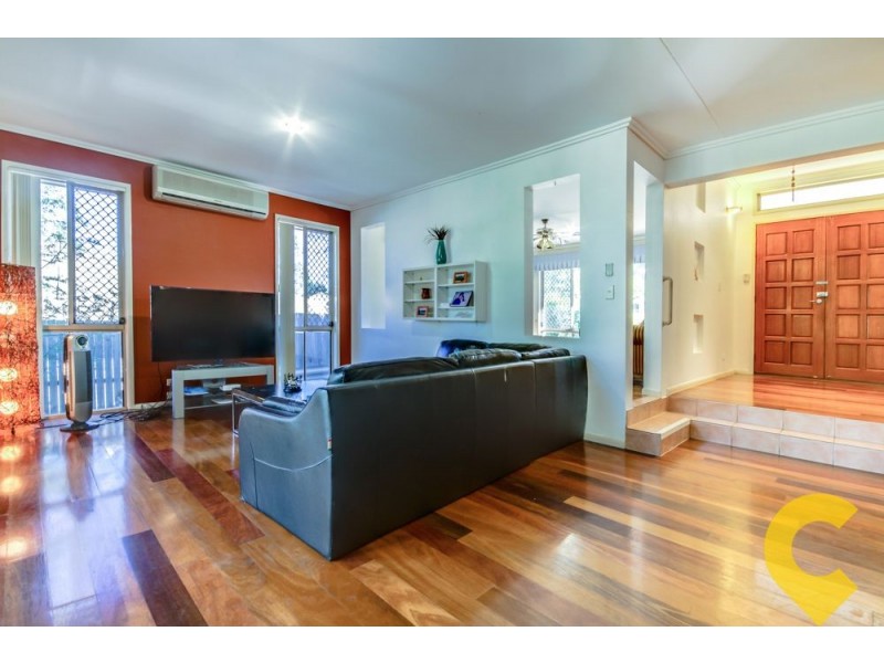 8 Bellevue Place, Springfield Lakes QLD 4300