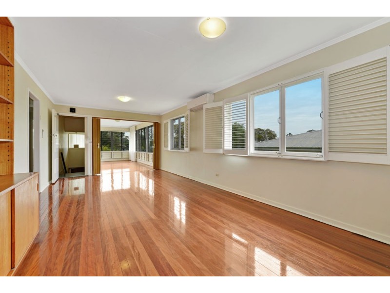 34 Sedgemoor Street, Stafford Heights QLD 4053