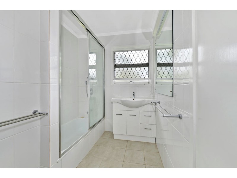 34 Sedgemoor Street, Stafford Heights QLD 4053