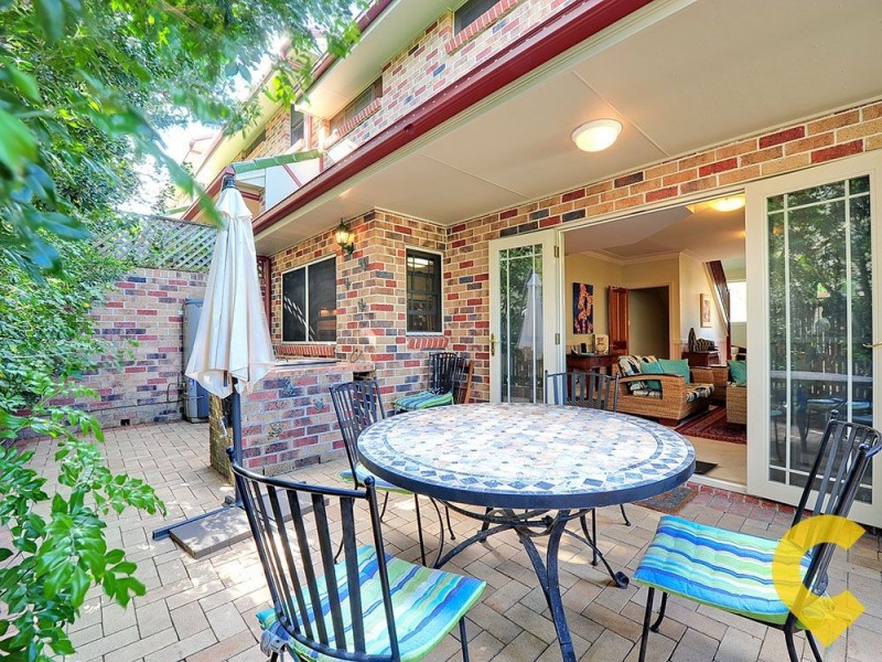 8/151 Lytton Road, East Brisbane QLD 4169