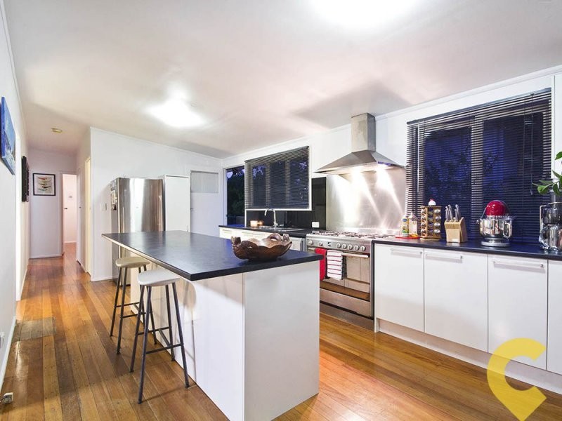 63 Patricks Road, Arana Hills QLD 4054