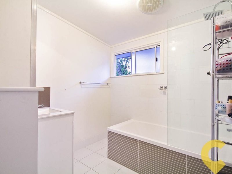 63 Patricks Road, Arana Hills QLD 4054