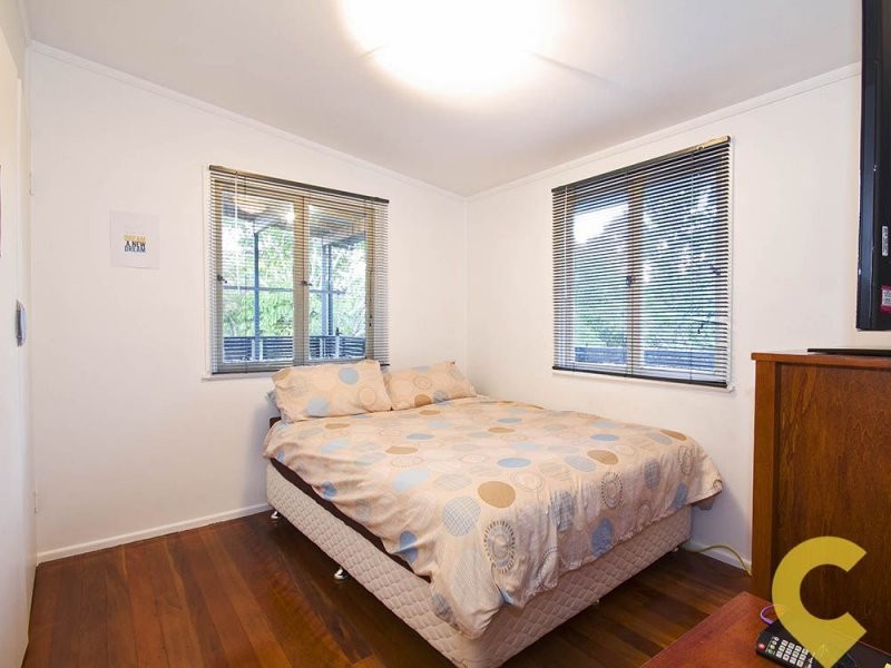 63 Patricks Road, Arana Hills QLD 4054