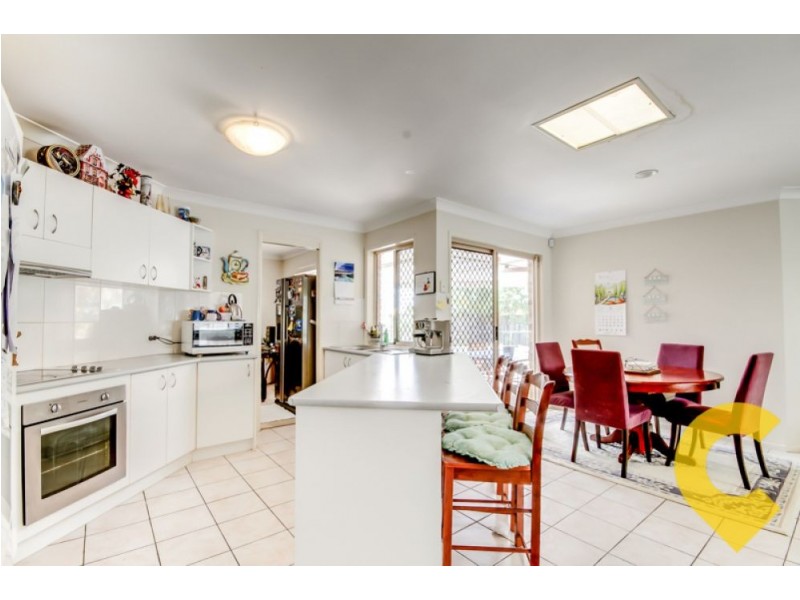 43 Serrata Circuit, Forest Lake QLD 4078