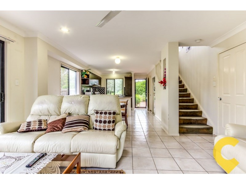 9/7 Nev Close, Wishart QLD 4122