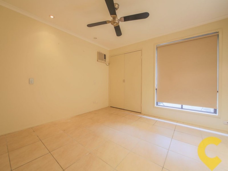 2/15 Stephenson Street, Labrador QLD 4215