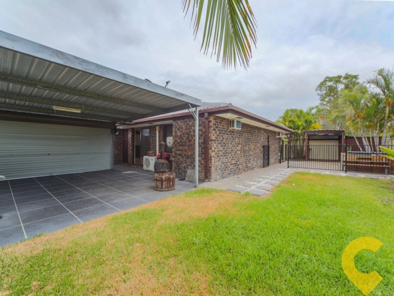 2/15 Stephenson Street, Labrador QLD 4215