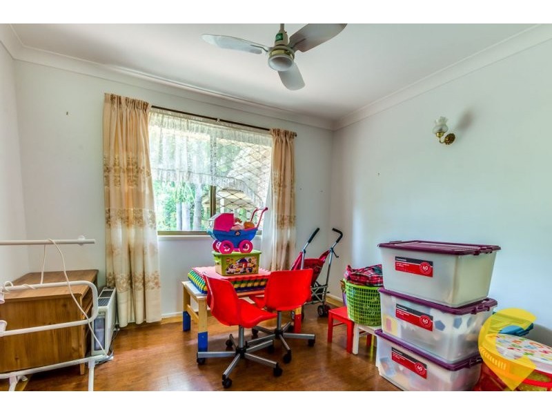 36 Crest Road, Greenbank QLD 4124