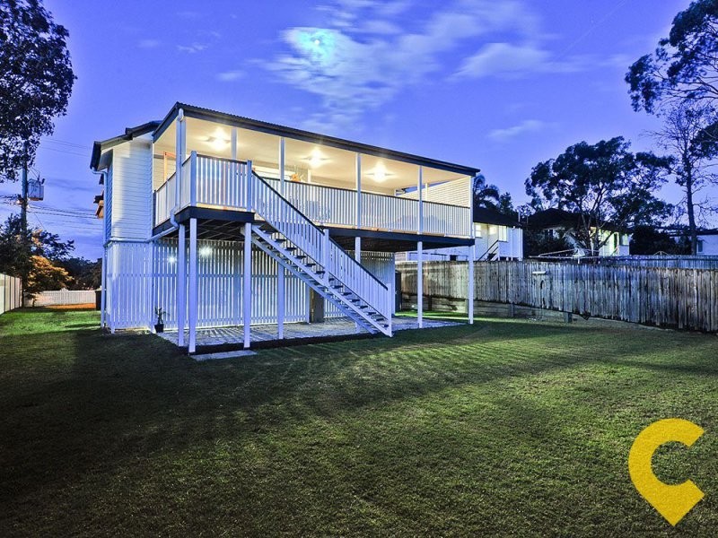 9 Kurts Street, Holland Park West QLD 4121