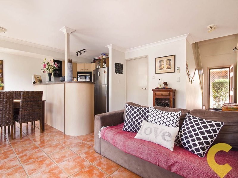 2/33 Alva Terrace, Gordon Park QLD 4031