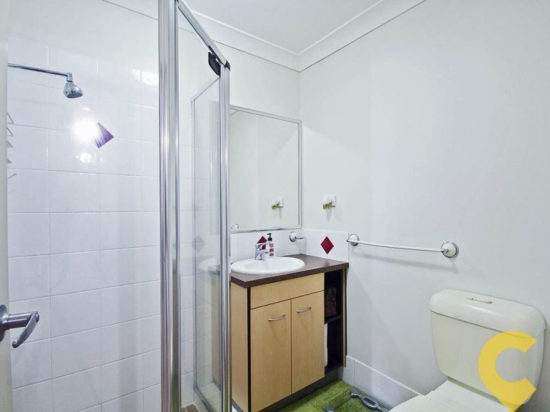 2/33 Alva Terrace, Gordon Park QLD 4031