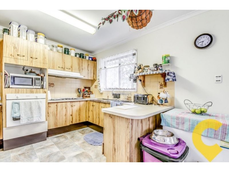 2c Thompson Street, Bundamba QLD 4304