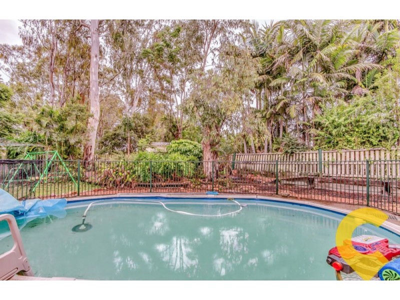 2c Thompson Street, Bundamba QLD 4304