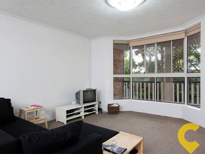 2/7 Cameron Street, Nundah QLD 4012