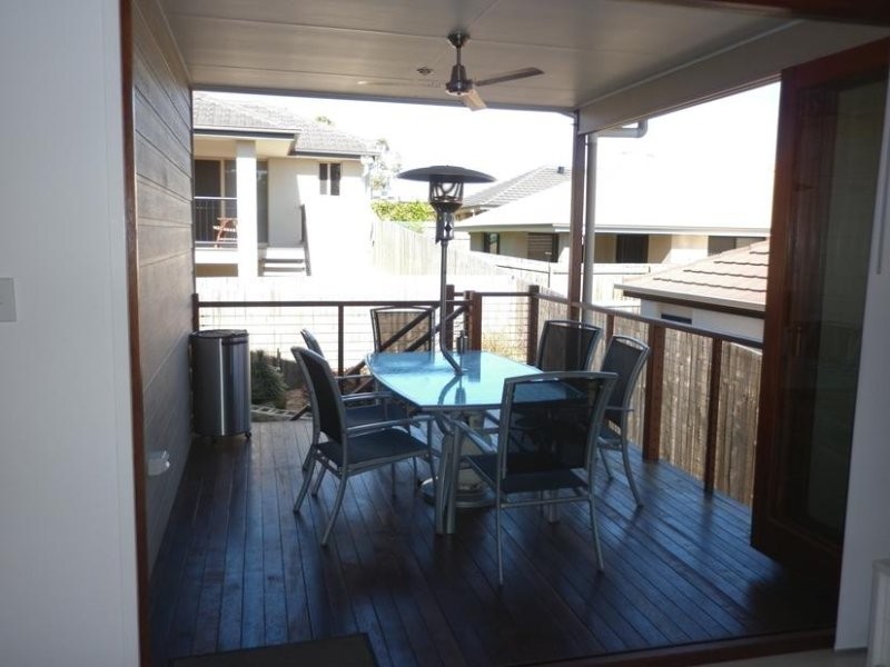 87 Lakes Entrance Drive, Springfield Lakes QLD 4300