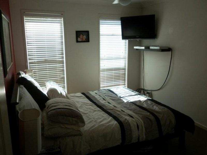87 Lakes Entrance Drive, Springfield Lakes QLD 4300