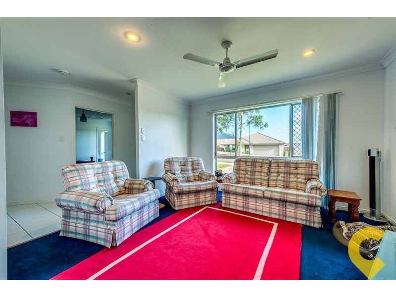 22 Oak Leaf Street, Springfield Lakes QLD 4300